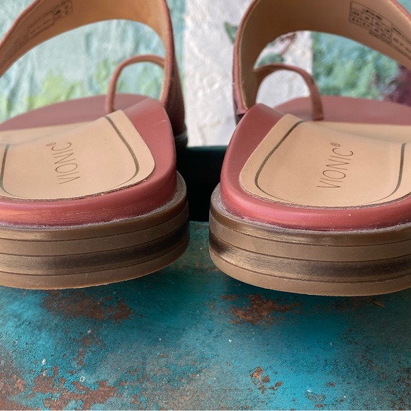 Vionic sandals - Picture 10 of 12